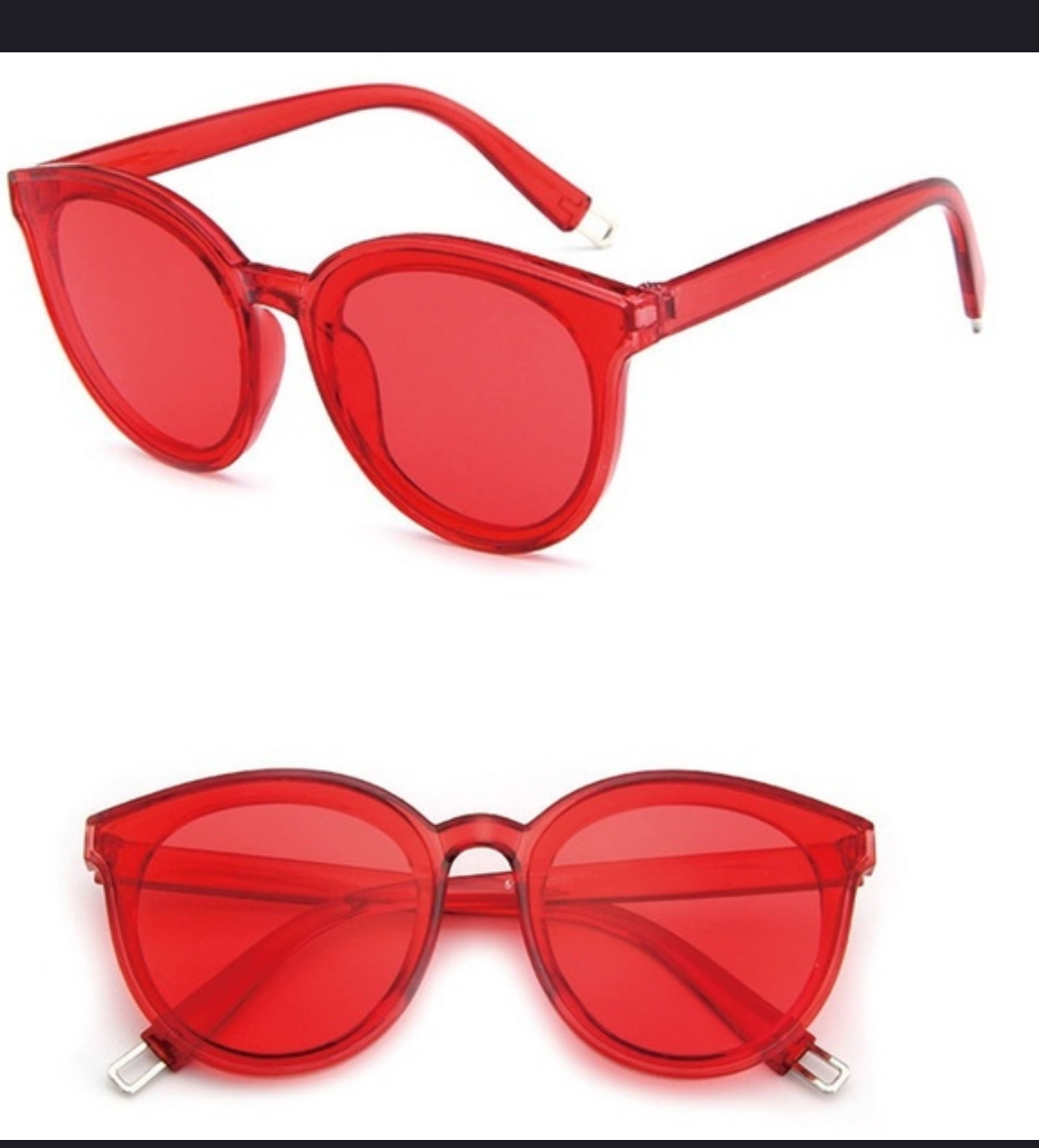 Fabulous, metal tip, round, retro all red Sunglasses