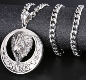 Silver tone Lions head necklace on link chain