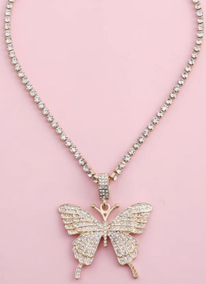 Beautiful large bling butterfly necklace in gold tone. Rhinestone chain included.